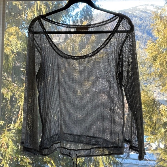 Language 3/4 sleeve M sweater. - Picture 1 of 6